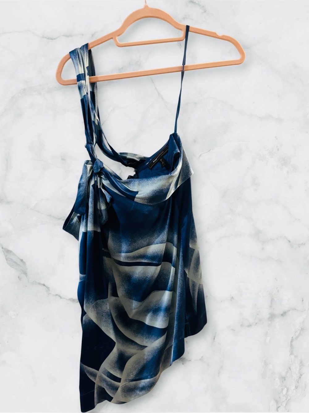 BCBGMaxAzria Blue Wave-Print Silk blouse